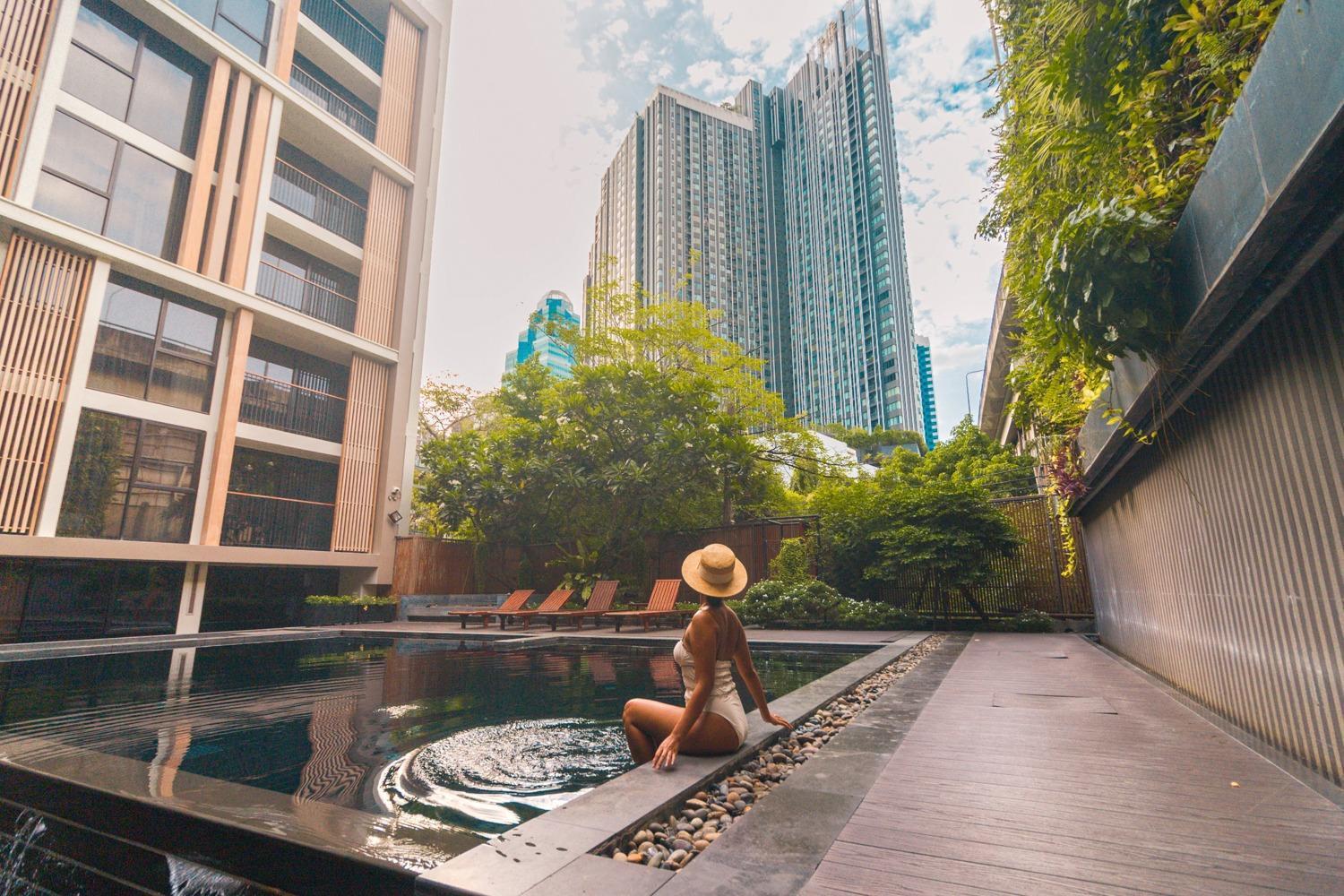 Arcadia Suites Bangkok Exterior photo